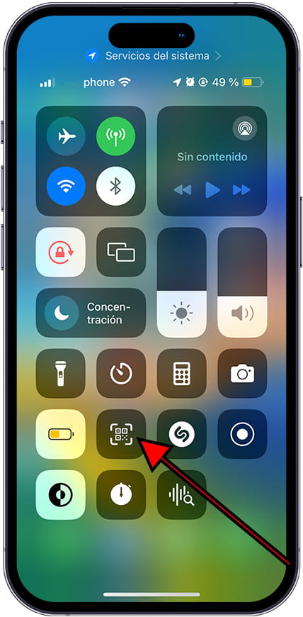Icono escanear códigos QR en centro de control Apple iPhone 16